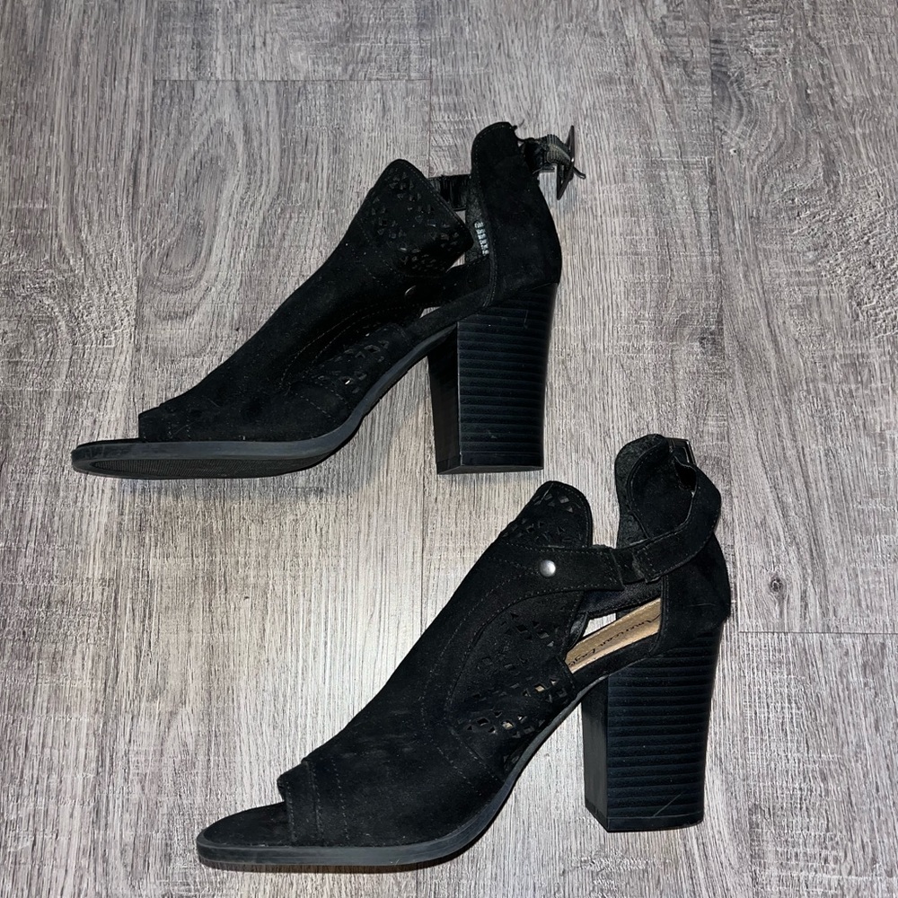 American Eagle Heels size 7